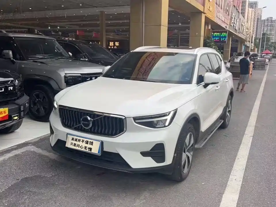 Volvo XC40