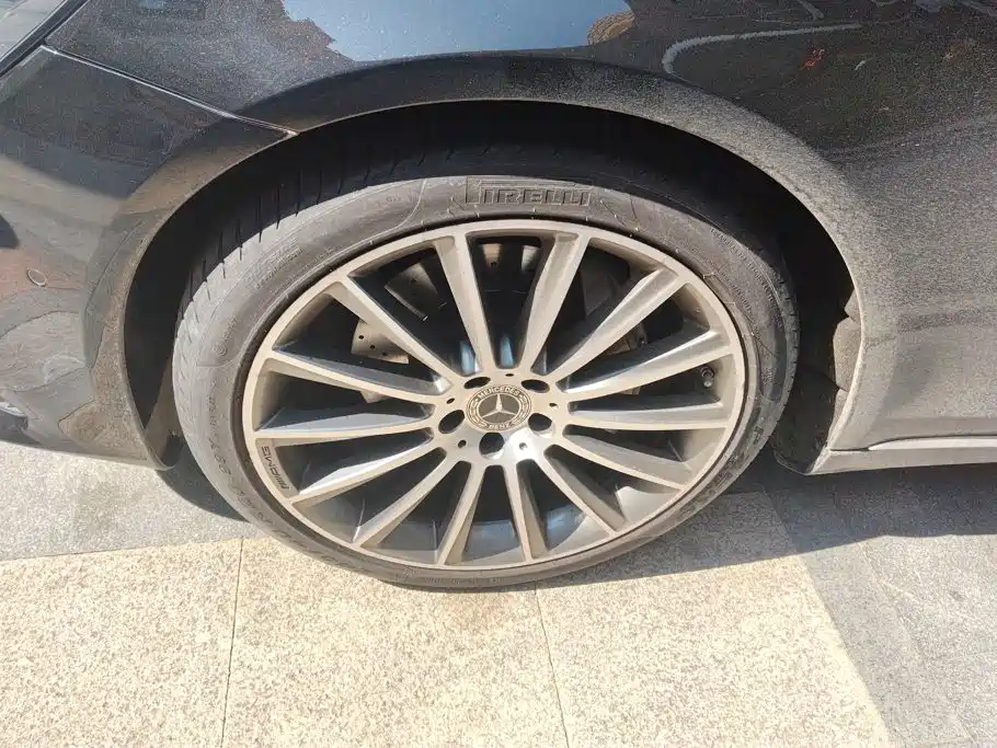 Mercedes-Benz S-Class — миниатюра 6