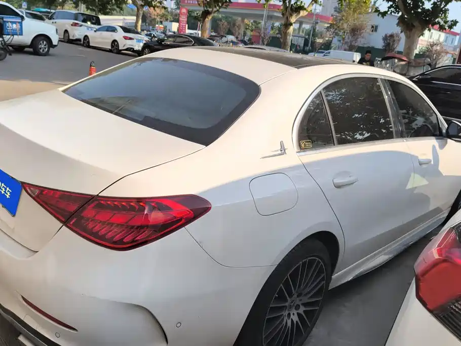 Mercedes-Benz C-Class — миниатюра 3