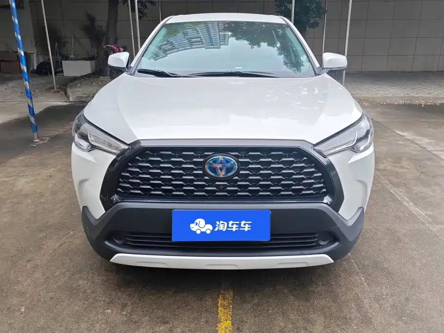 Toyota Corolla Cross — миниатюра 2