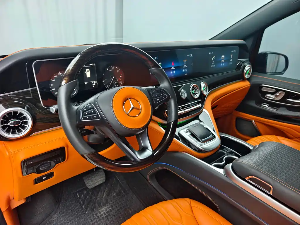 Mercedes-Benz Vito — миниатюра 10