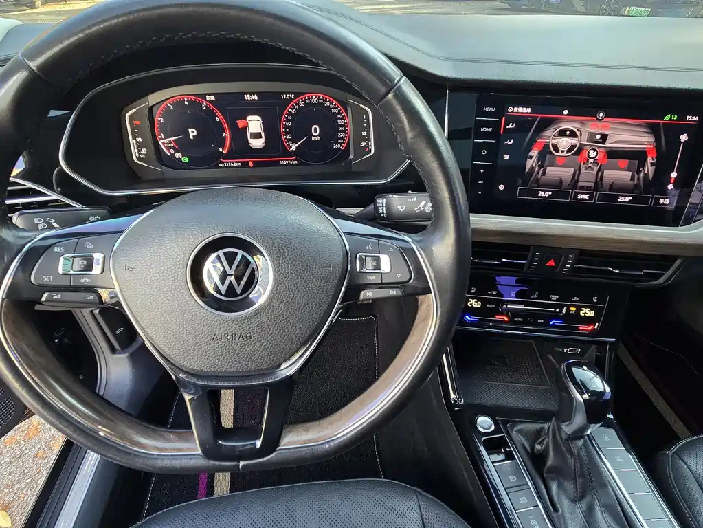 VOLKSWAGEN PASSAT