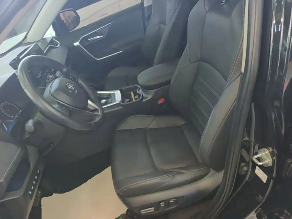 Toyota Wildlander — миниатюра 15