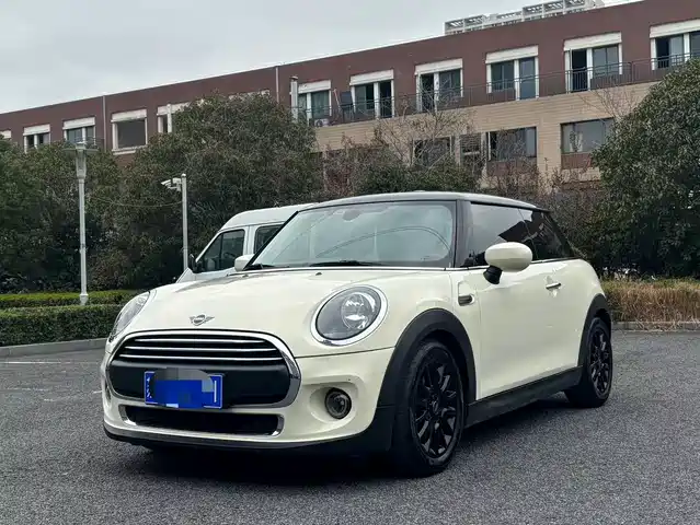 MINI 