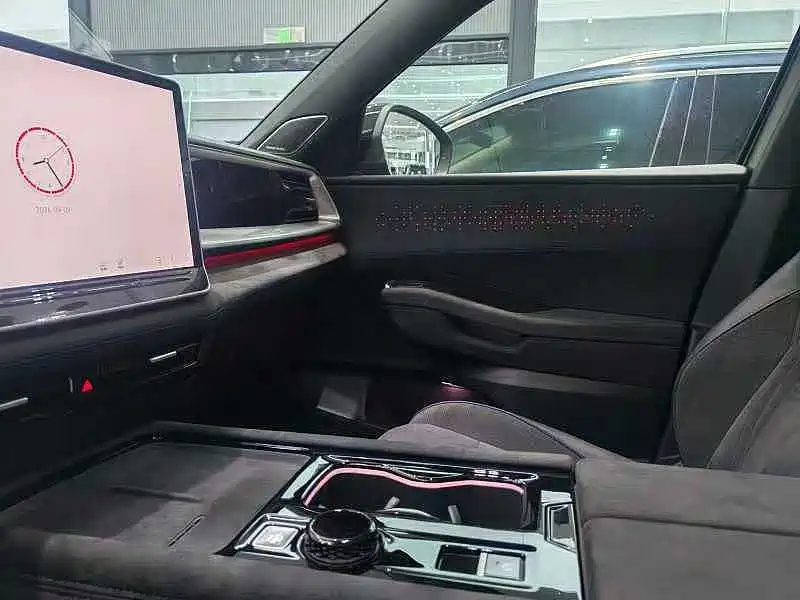 Volkswagen Teramont — миниатюра 13