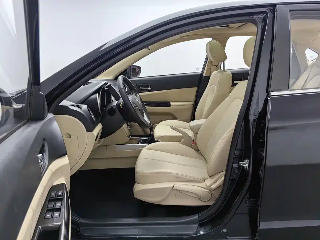 Changan Eado — миниатюра 10