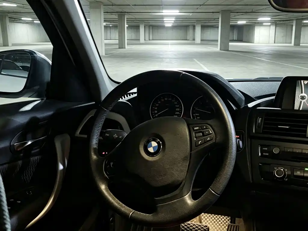 BMW 1 Series (Import) — миниатюра 9