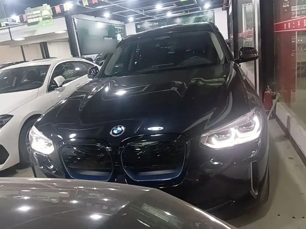 BMW iX3 — миниатюра 3
