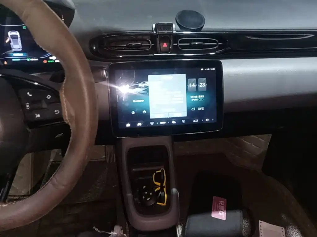 Leapmotor Leapmotor T03 — миниатюра 13