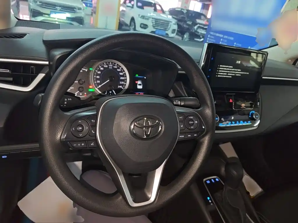Toyota Corolla — миниатюра 10