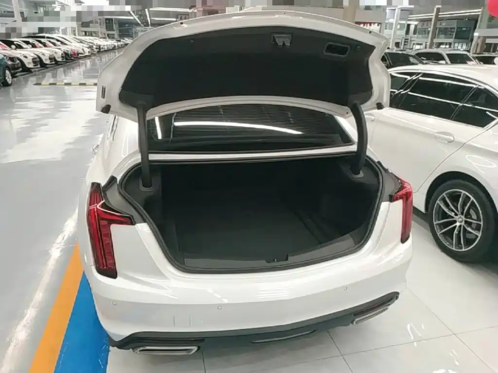 Cadillac CT5 — миниатюра 19