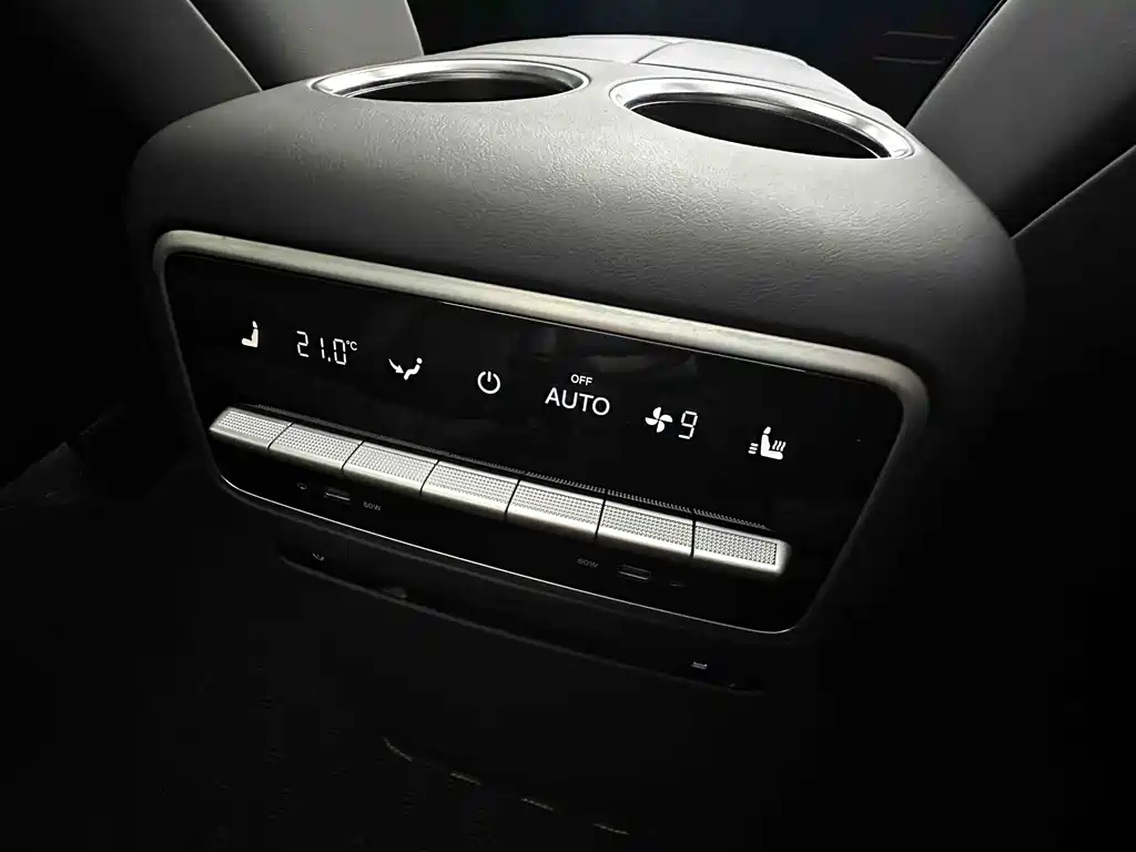 Li Auto Li L9 — миниатюра 24