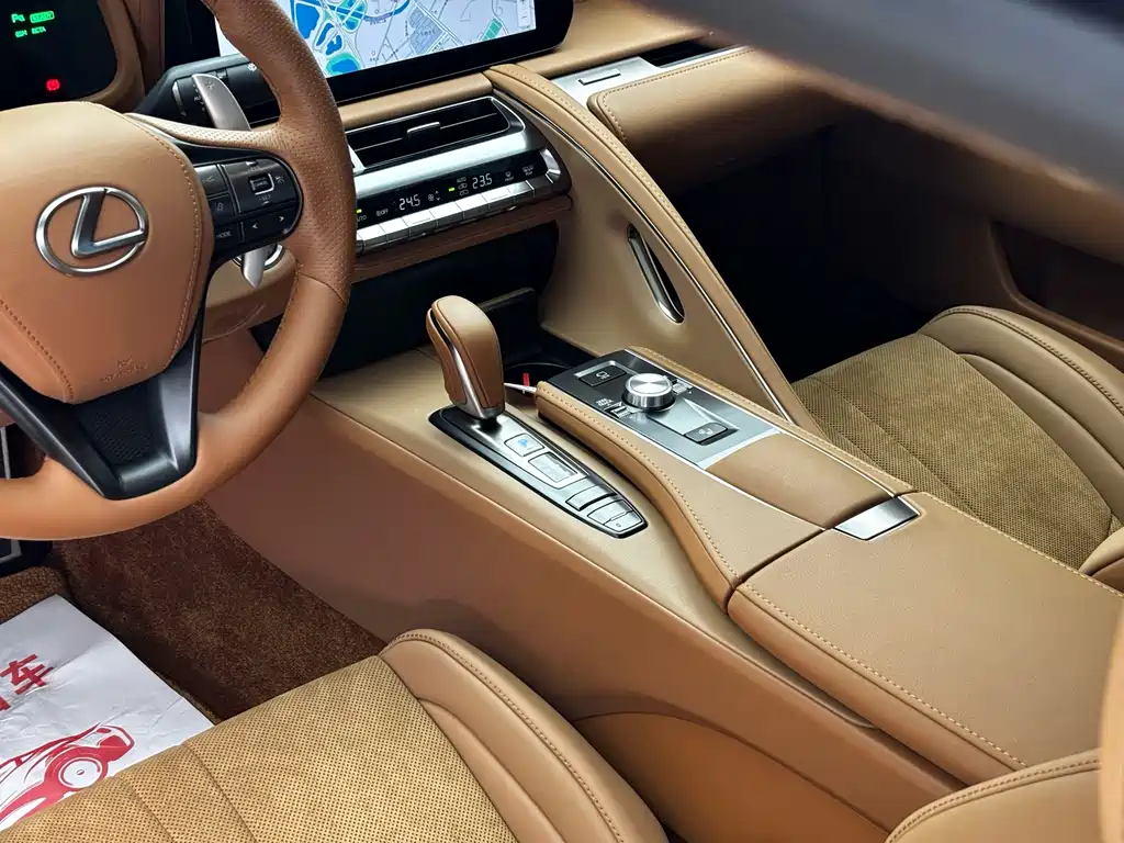 Lexus LC — миниатюра 9