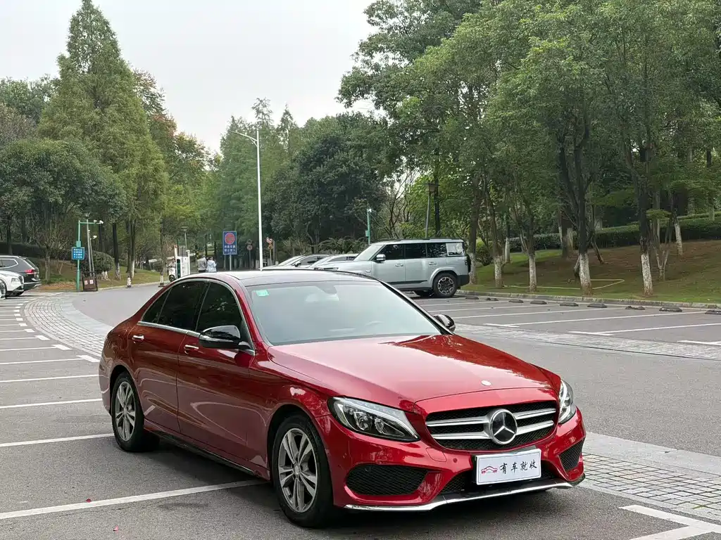 Mercedes-Benz C-Class — миниатюра 3