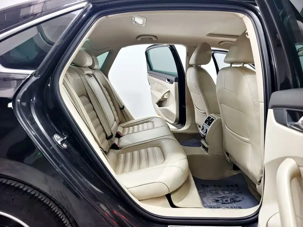 Volkswagen Passat — миниатюра 16