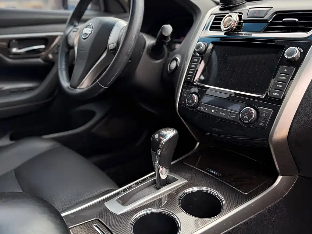Nissan Teana — миниатюра 18