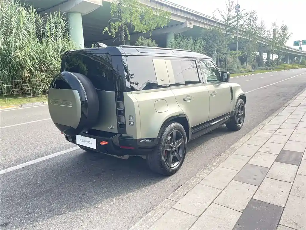 Land Rover Land Rover Defender 2024 110 3.0T P400 X