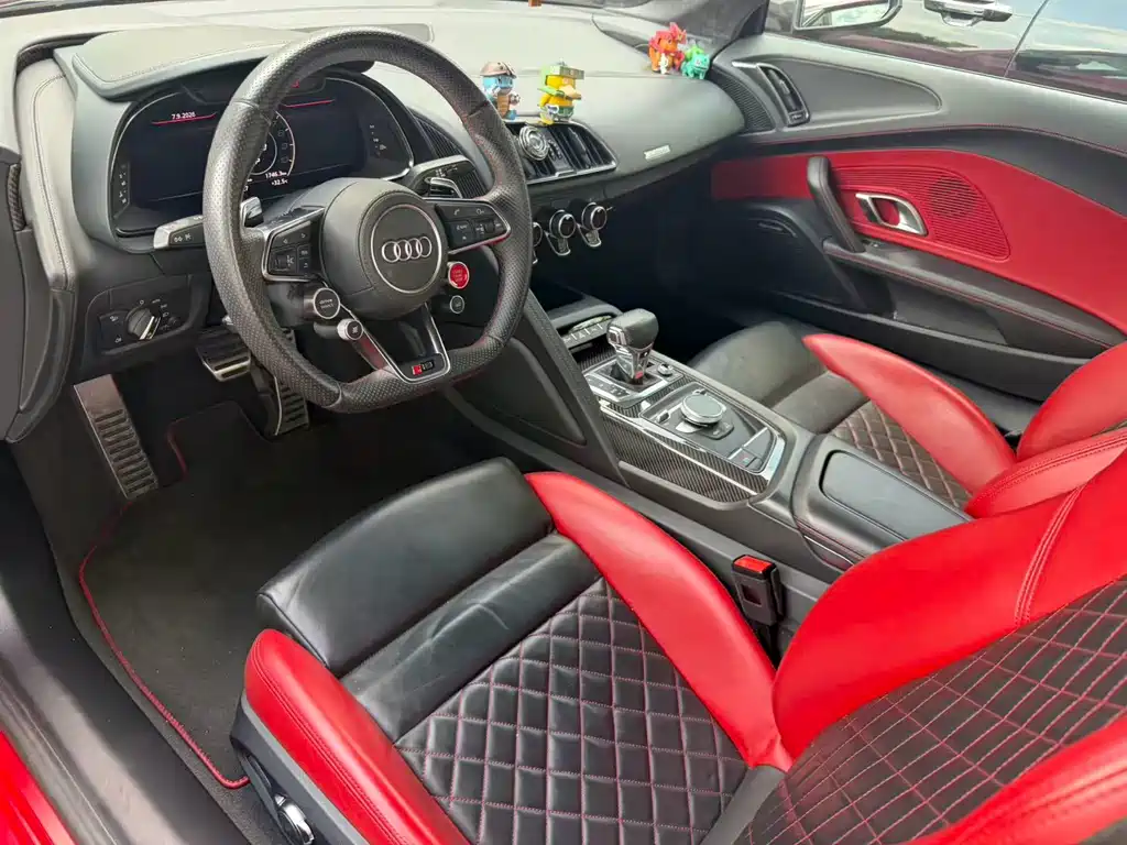 Audi R8 — миниатюра 7