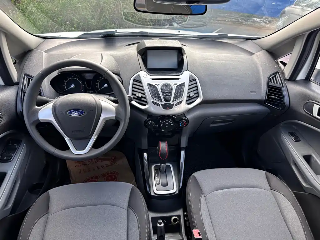 Ford EcoSport 2013 1.5L AT