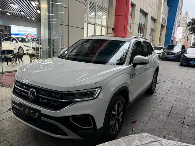 Volkswagen Tharu