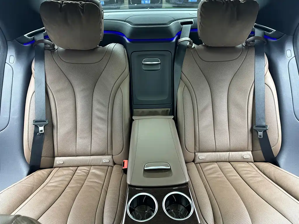 Mercedes-Benz S-Class — миниатюра 11