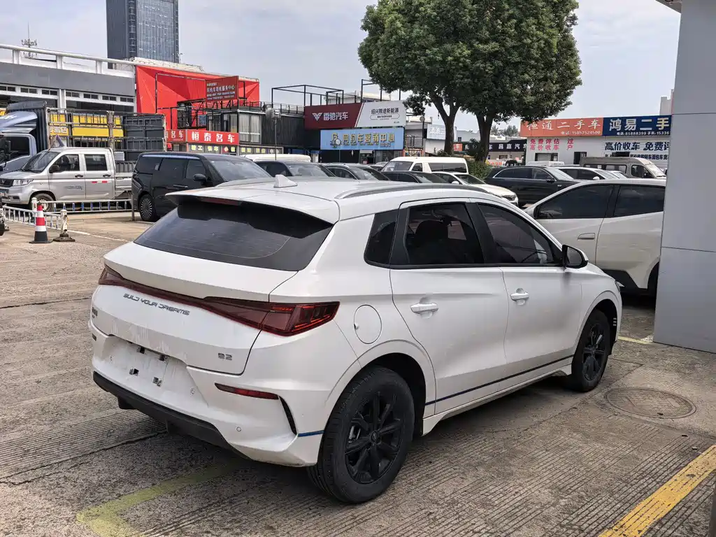 BYD e2 — миниатюра 4
