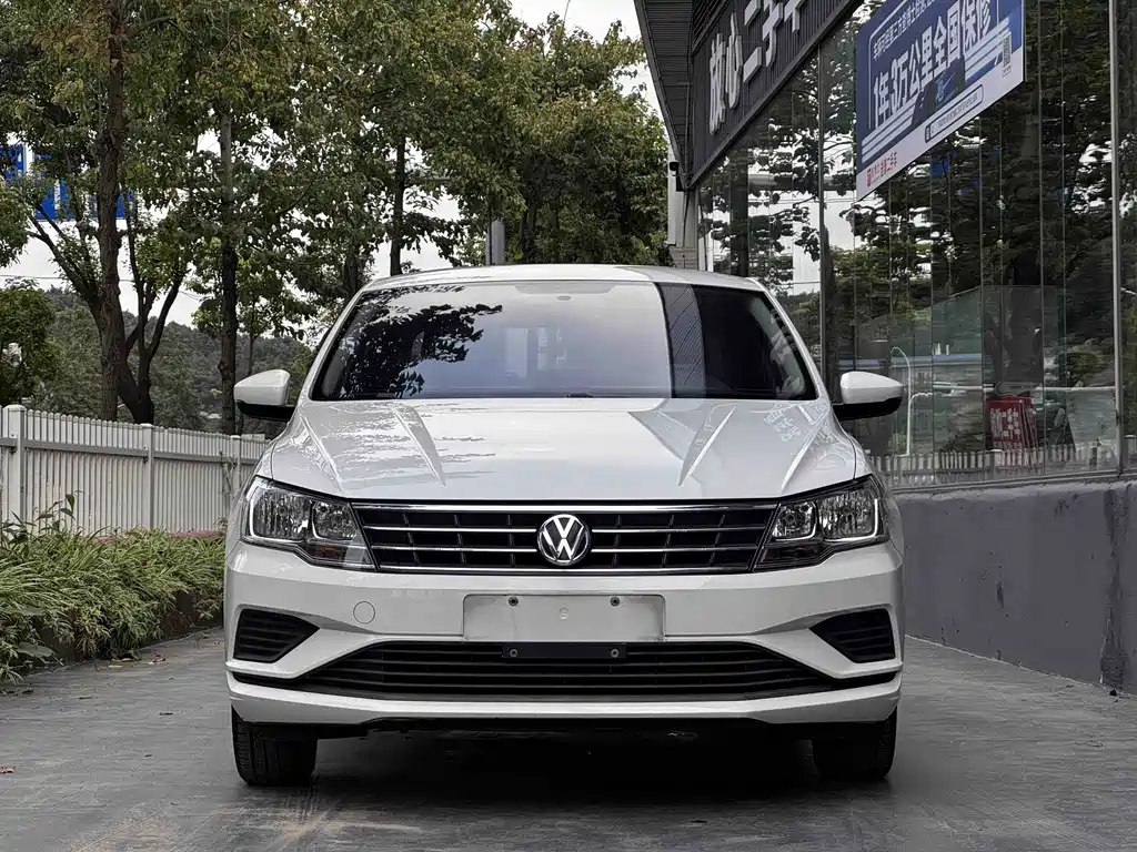 Volkswagen Jetta — миниатюра 2