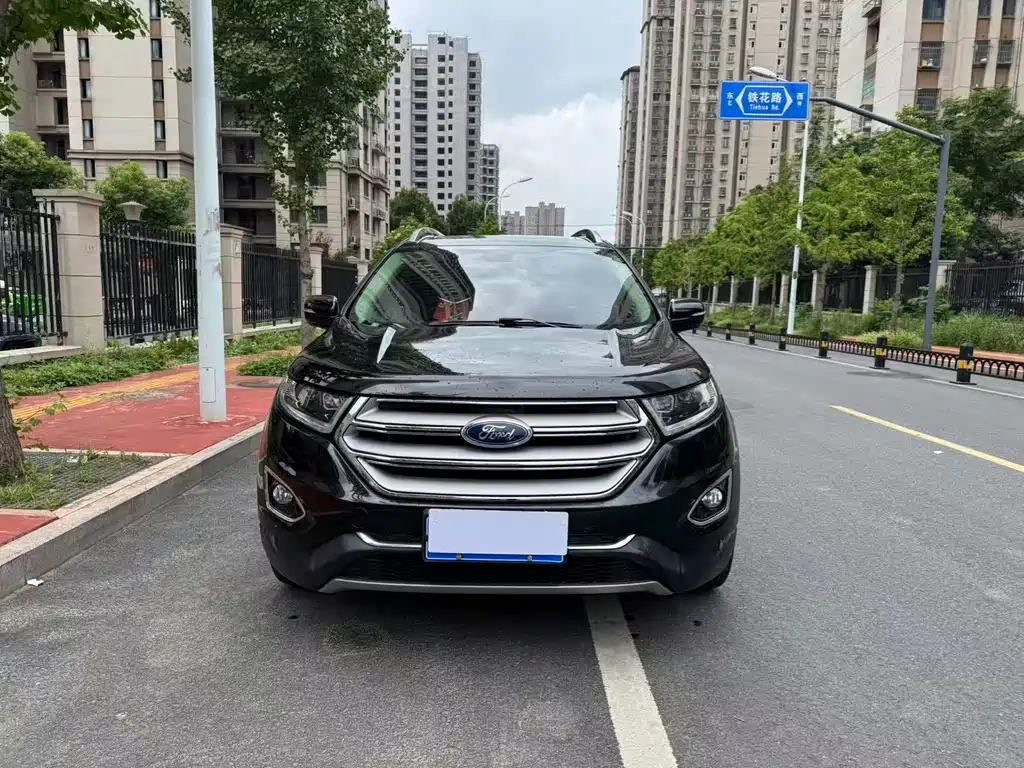 Ford Edge — миниатюра 2