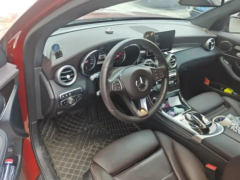 Mercedes-Benz GLC — миниатюра 10