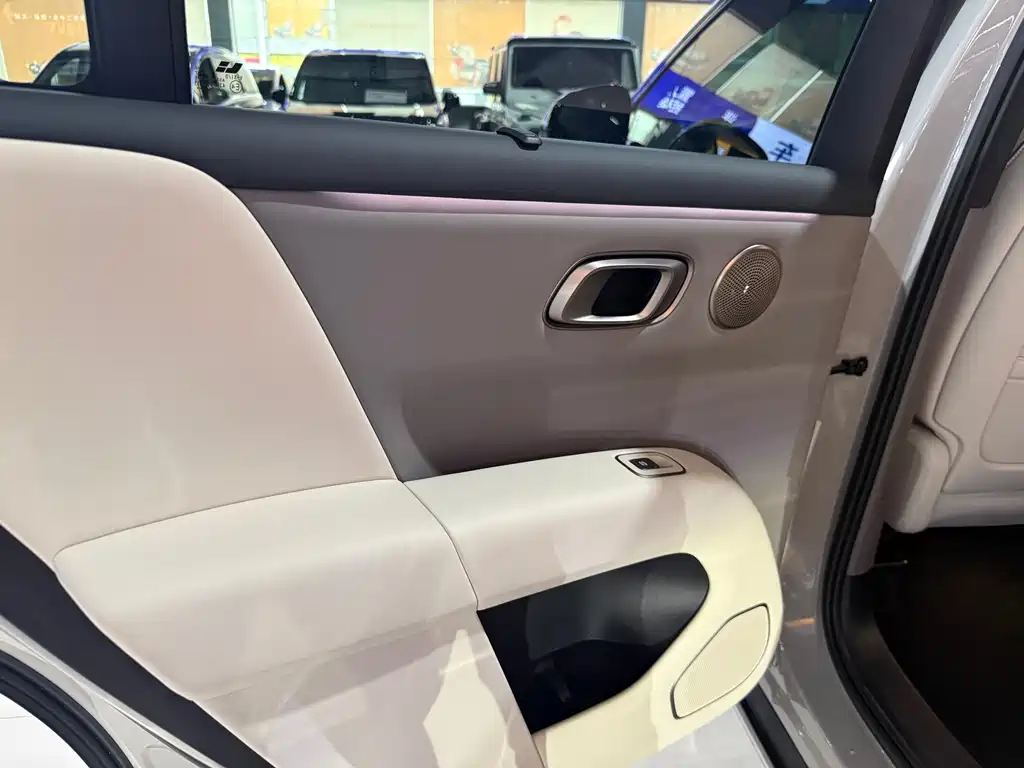 Li Auto Li i6 — миниатюра 4