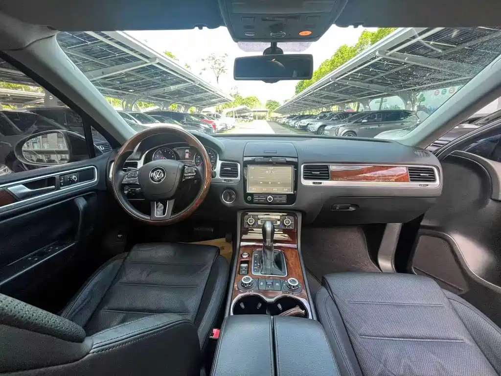 Volkswagen Touareg — миниатюра 7