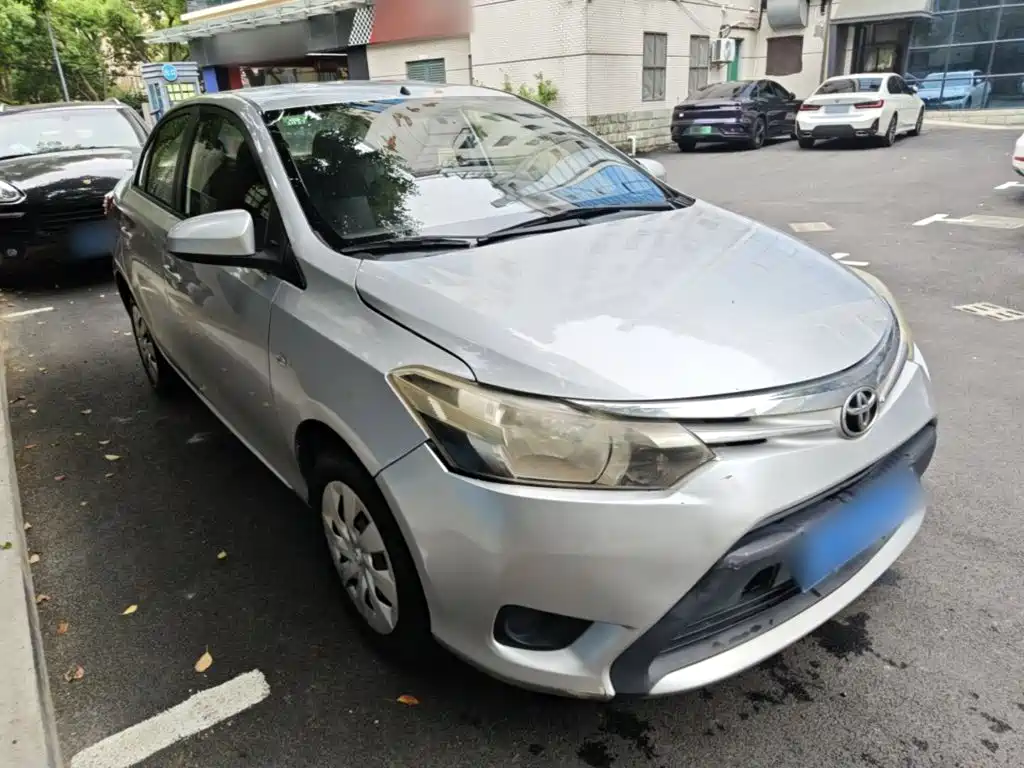 Toyota Vios — миниатюра 4