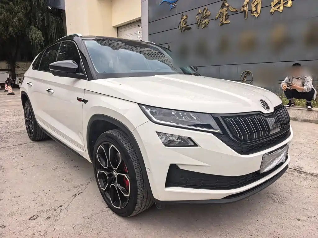 Skoda Kodiaq GT — миниатюра 4