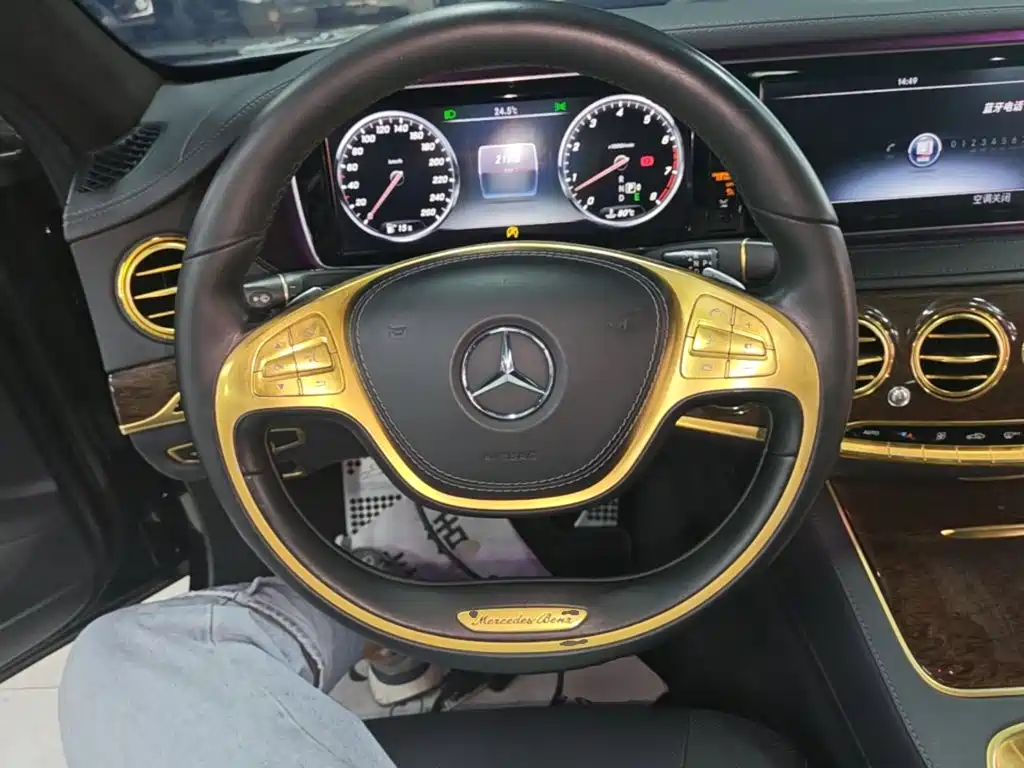 Mercedes-Benz S-Class — миниатюра 11