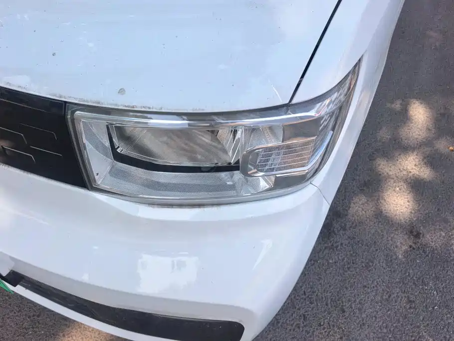 Wuling MINIEV — миниатюра 5