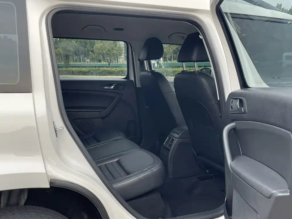 Skoda Yeti — миниатюра 15