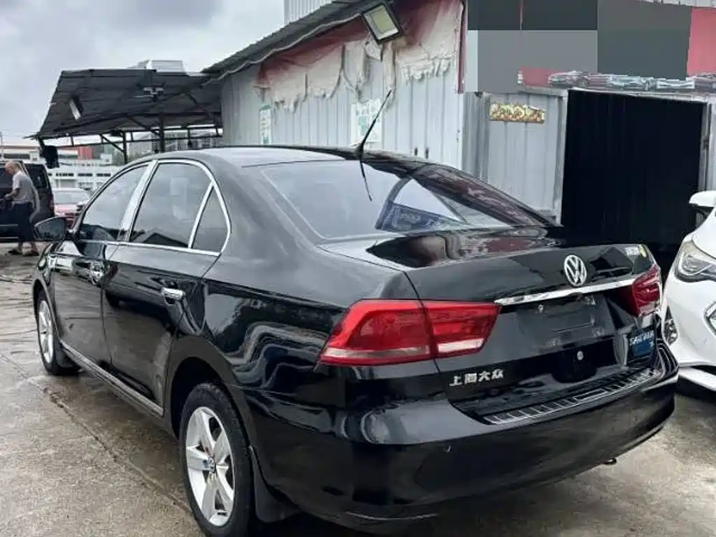 Volkswagen Santana — миниатюра 5