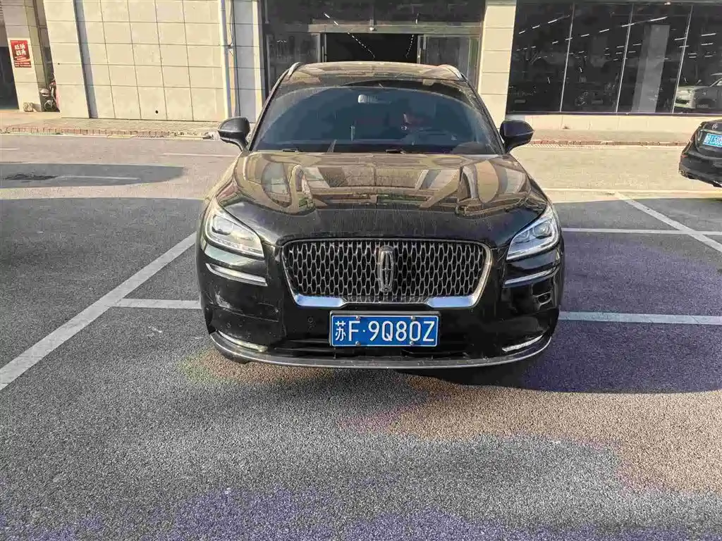 Lincoln Corsair — миниатюра 2