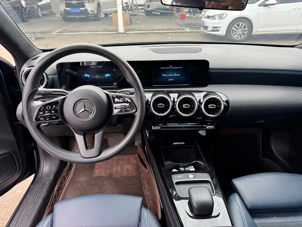 Mercedes-Benz A-Class — миниатюра 5