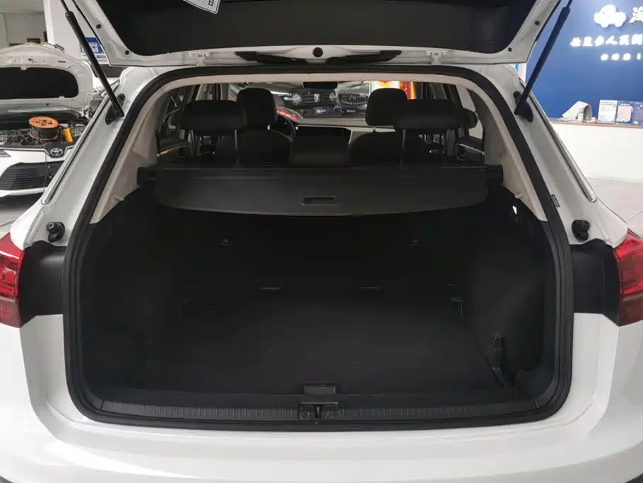 Volkswagen Tayron — миниатюра 4