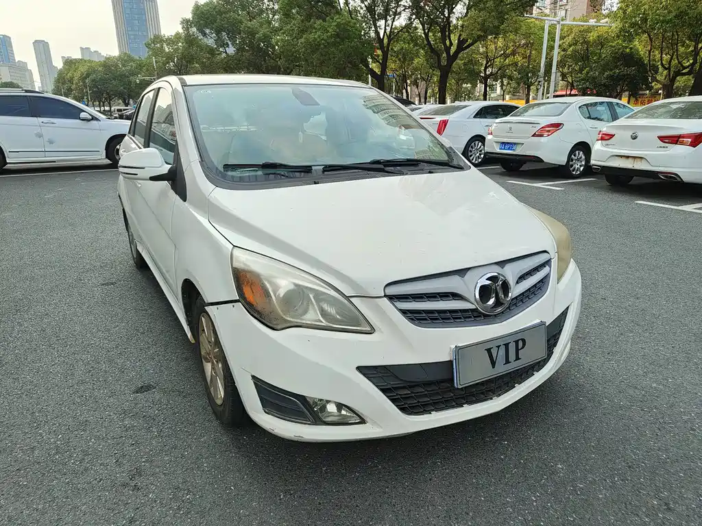 BAIC E-Series — миниатюра 3
