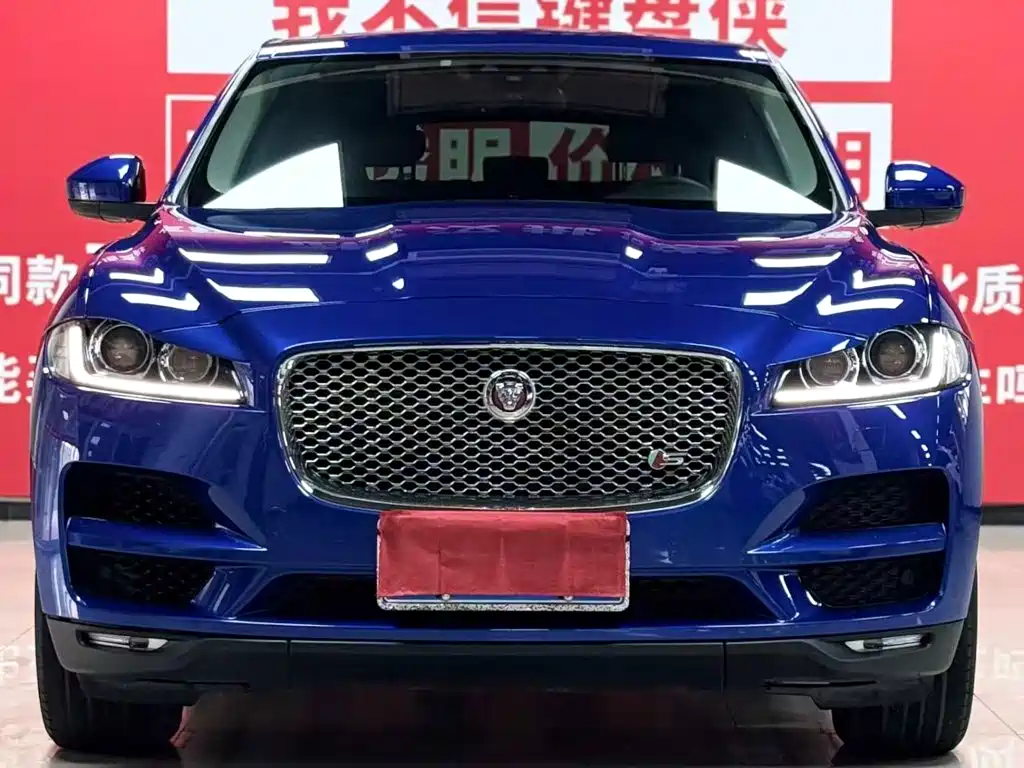 Jaguar F-PACE — миниатюра 3