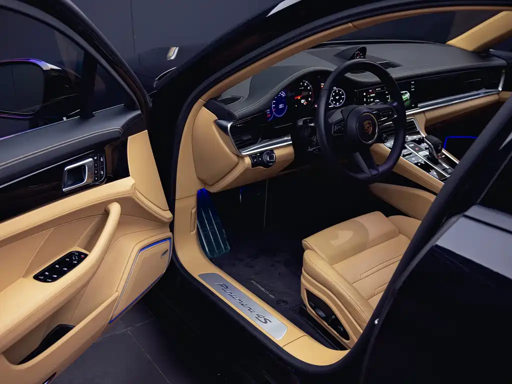 Porsche Panamera — миниатюра 17