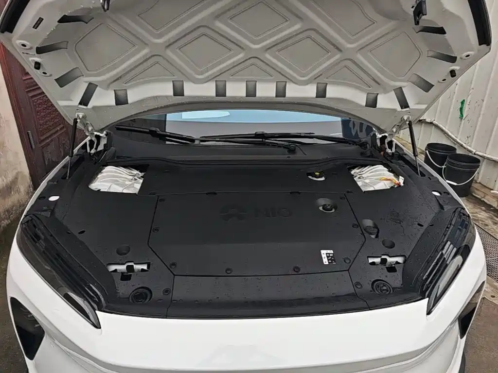 NIO ET5T — миниатюра 20