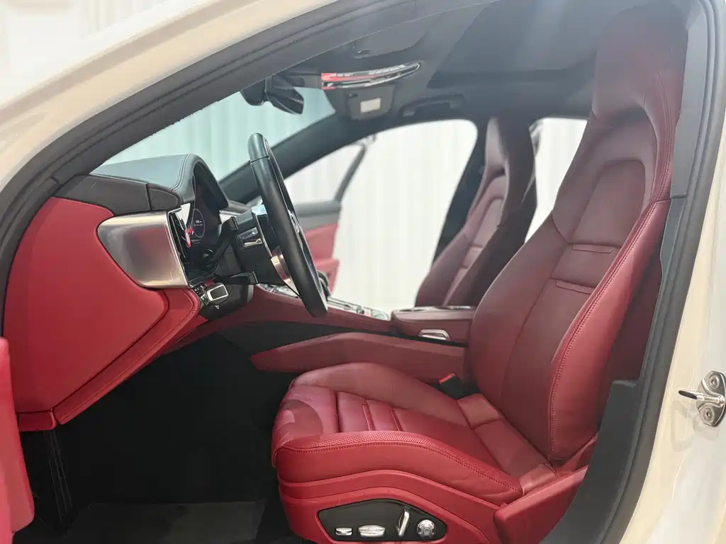 Porsche Panamera — миниатюра 4