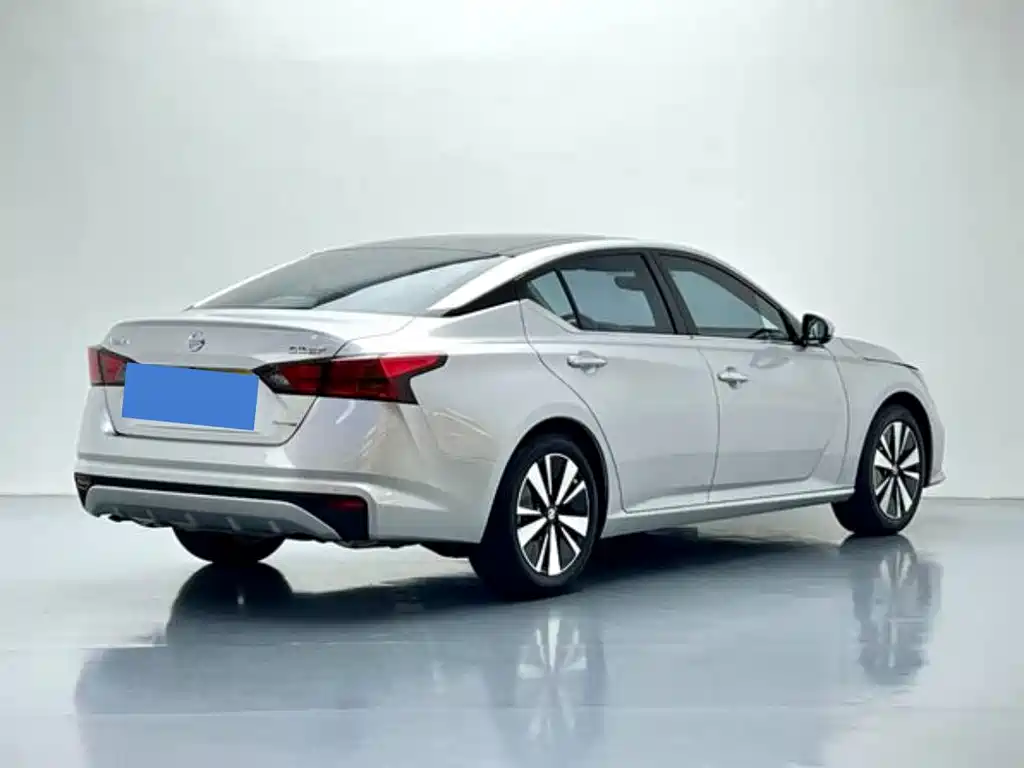 Nissan Teana — миниатюра 4