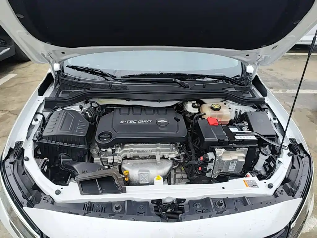 Chevrolet Monza — миниатюра 20