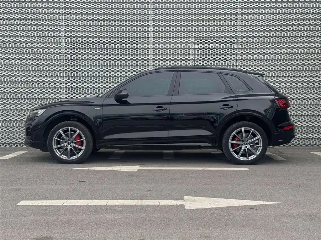 Audi Q5L 2024 45 TFSI Luxury