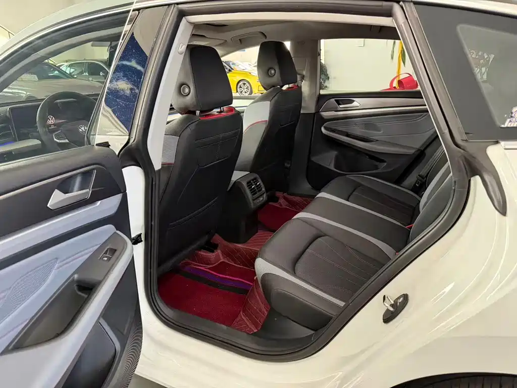 Volkswagen Lamando — миниатюра 6