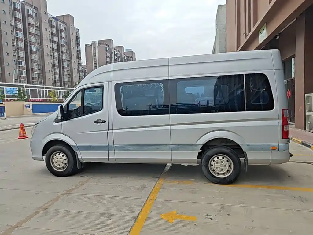 Foton Tuyano — миниатюра 25